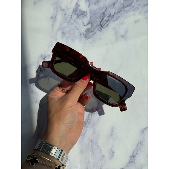 NEW Fendi FE40119I Brown Logo Unisex Square Sunglasses - Picture 5 of 7